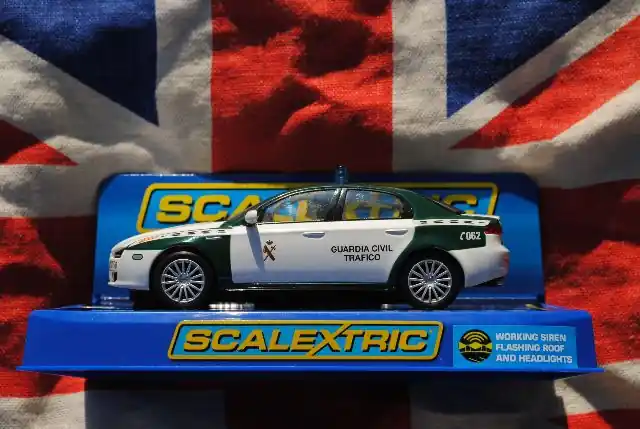 Betrouwbaar ScaleXtric C3149 Alfa Romeo 159 Guardia Civil Trafico